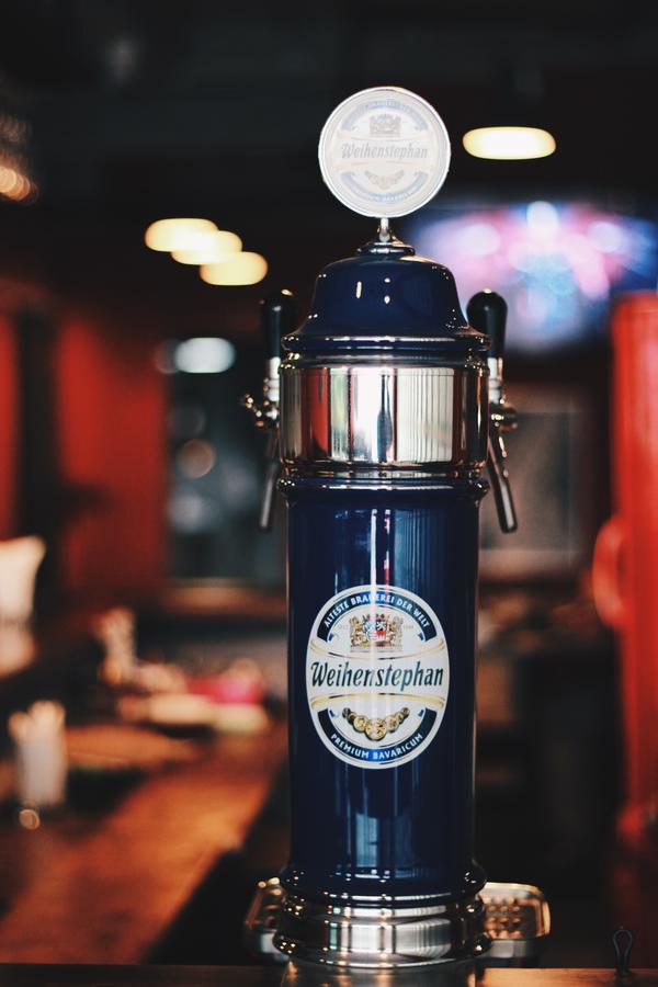 Henry's & Gastropub Hotel 3*